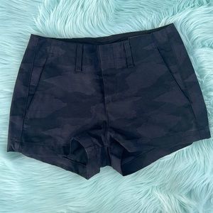 MOVING SALE! Rag & Bone Shorts - Size 25
